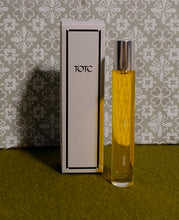 Load image into Gallery viewer, Gratia Pocket Perfume
